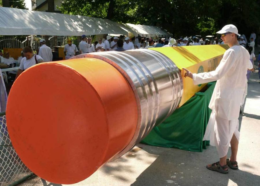 Worlds largest pencil maybe its time to sharpen yours !